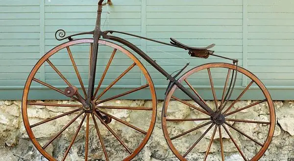 Historie jízdního kola - kdo ho vynalezl a ve kterém roce, nákres prvního jízdního kola