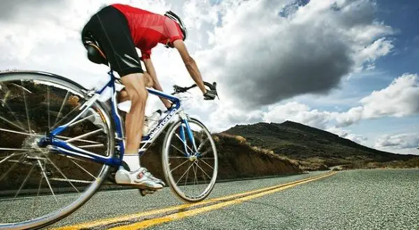 Které svaly se zapojují při jízdě na kole